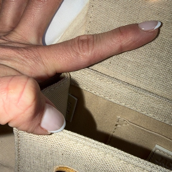 Jacquemus Cream Mini Bag like new π― authentic - Picture 9 of 15